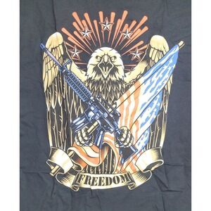 I Love My Freedom Never Surrender Pro 2nd Ammendment Eagle Gun Black T-Shirt XL
